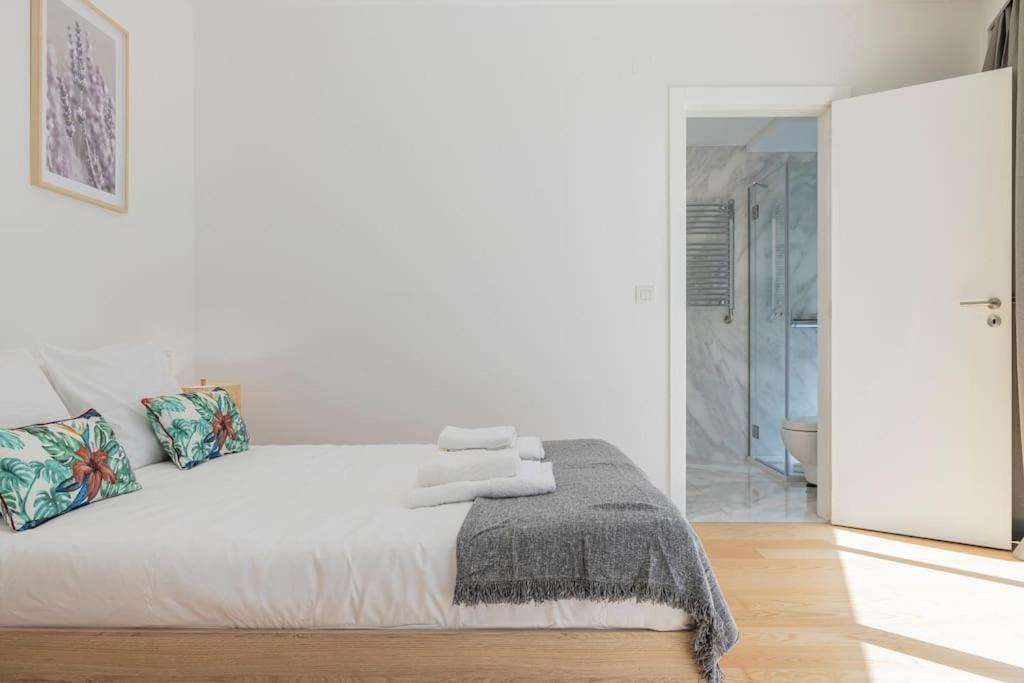 Campolide Lovely 2 Bedroom By Innkeeper Lisboa Extérieur photo
