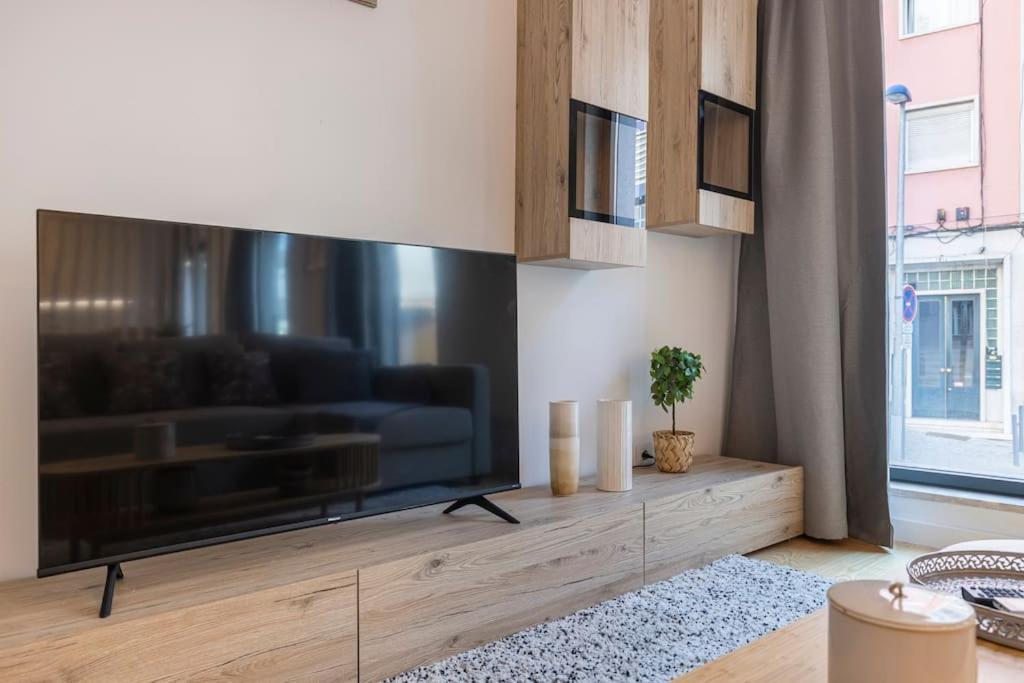 Campolide Lovely 2 Bedroom By Innkeeper Lisboa Extérieur photo